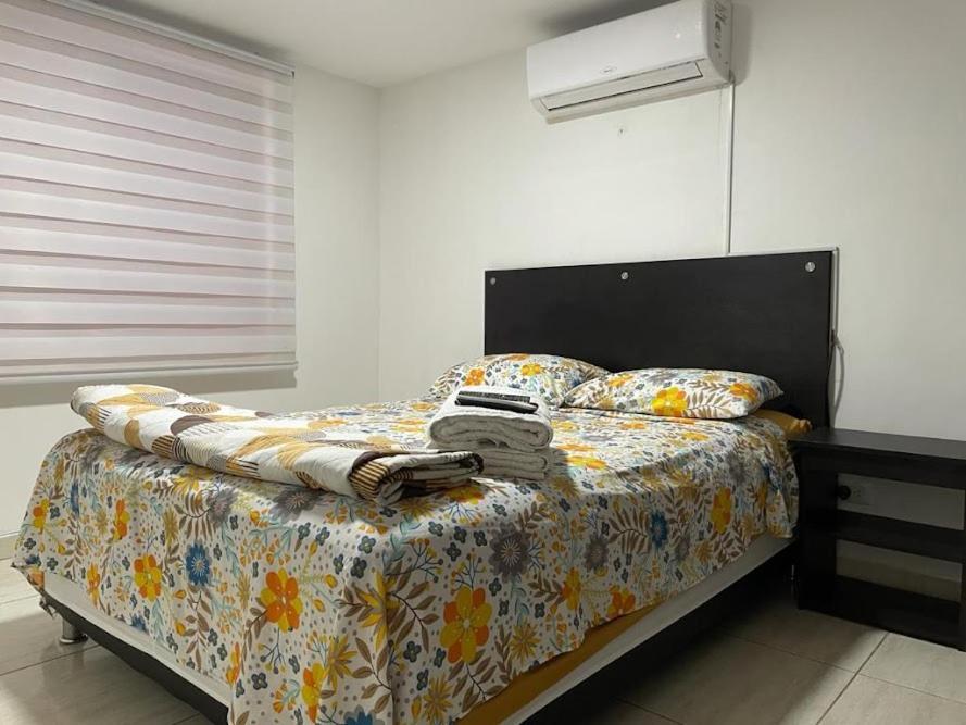 Home To Go Hostal Apartamentos Cali Exterior foto